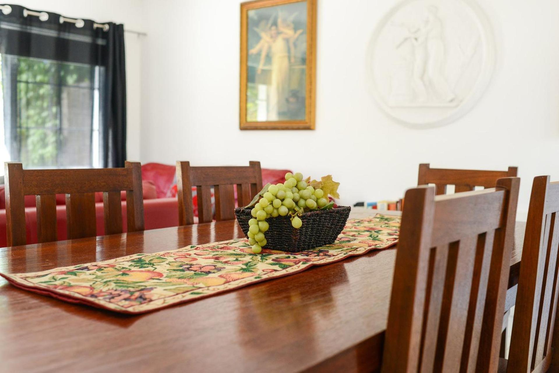 Brighton Rose Villa ภายนอก รูปภาพ
